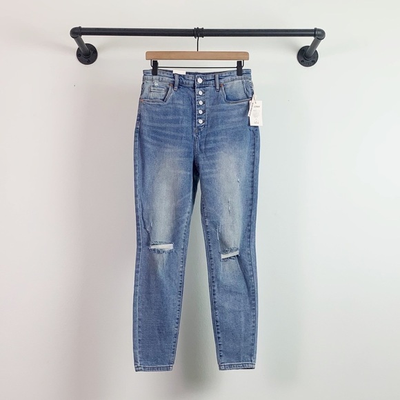 NWT Blank NYC The Great Jones High Rise Skinny Jeans Distressed Final Lap - Picture 7 of 11